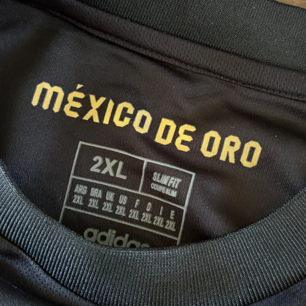 Adidas Mexico De Oro Soccer Jersey Mens 2XL Slim Fit Black Gold Aztec Aeroready
